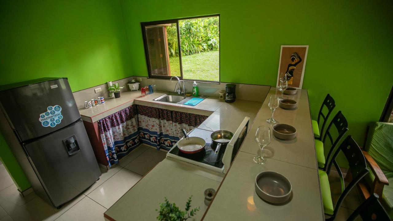 Green Leaf House La Fortuna Exterior photo