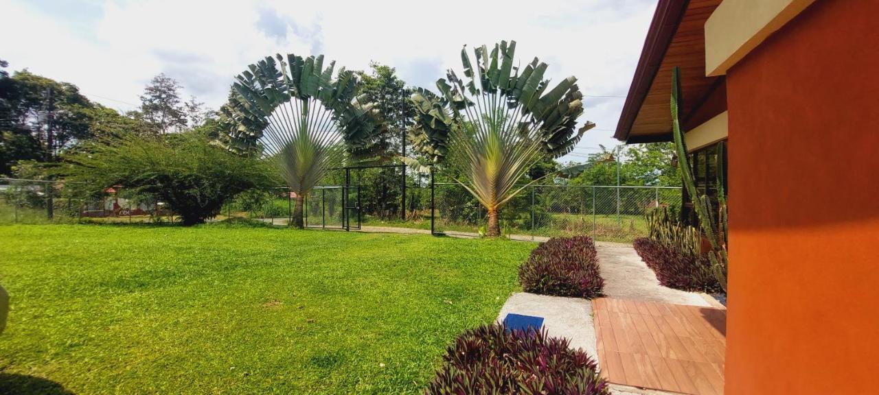 Green Leaf House La Fortuna Exterior photo